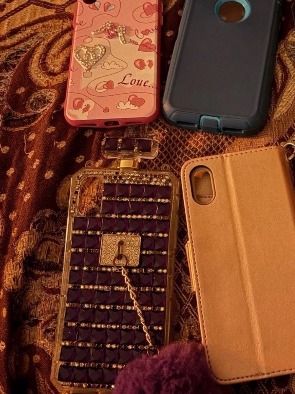 4 Random iPhone XS Cases